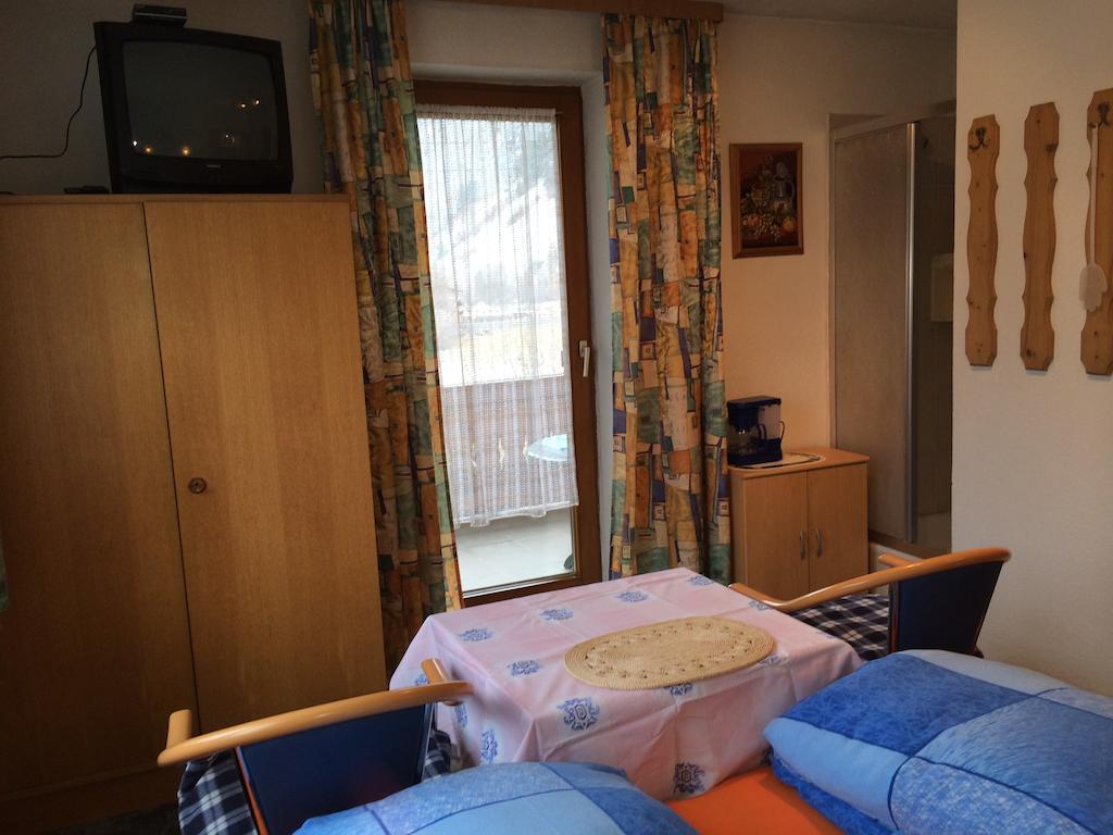 Bed and Breakfast Haus Scholl Nassereith Pokoj fotografie